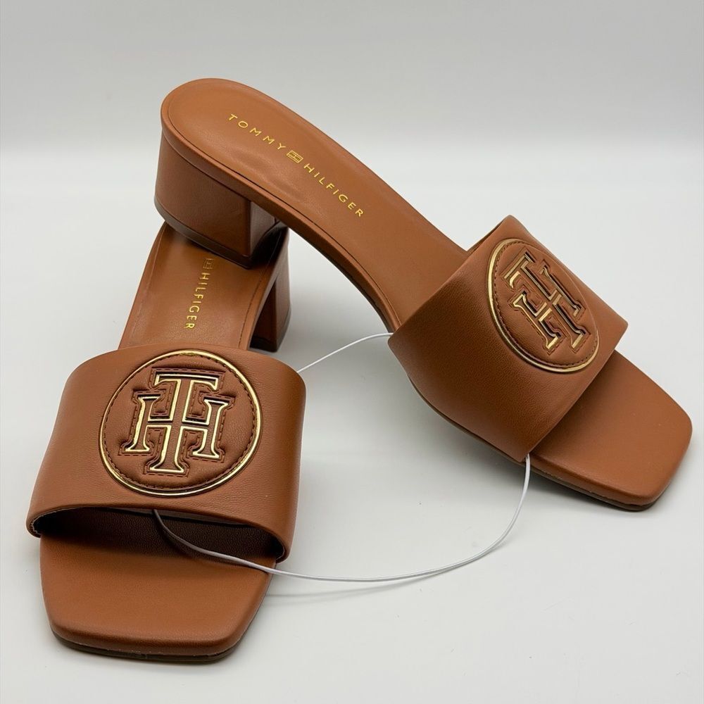 NWT Tommy Hilfiger Leather TH Monogram Brown Sandals 8,5